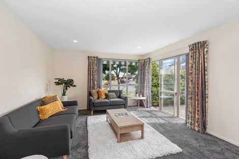 Photo of property in 19 Thornlea Place, Halswell, Christchurch, 8025