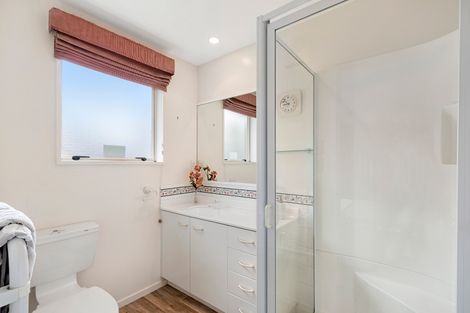 Photo of property in 19 Thornlea Place, Halswell, Christchurch, 8025