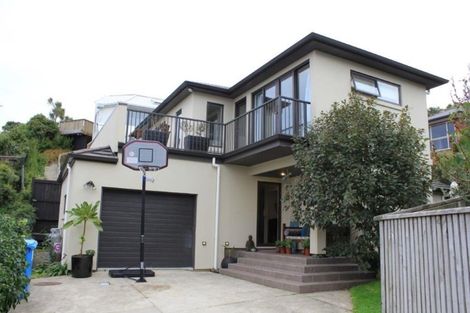 Photo of property in 12 Whitu Street, Khandallah, Wellington, 6035