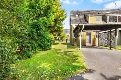 Photo of property in 100 Lake Road, Koutu, Rotorua, 3010