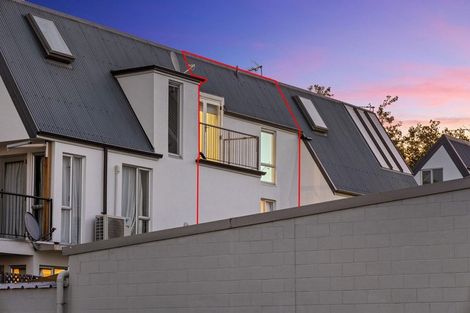 Photo of property in 9/32 Cranmer Square, Christchurch Central, Christchurch, 8013