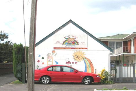 Photo of property in 1/183 Swanson Road, Henderson, Auckland, 0610