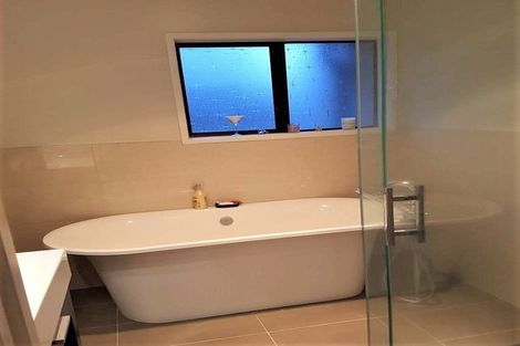 Photo of property in 37 St Annes Crescent, Wattle Downs, Auckland, 2103