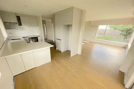 Photo of property in 2/23 Esmonde Road, Takapuna, Auckland, 0622