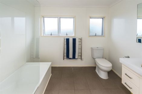 Photo of property in 6 Hampton Place, Springvale, Whanganui, 4501