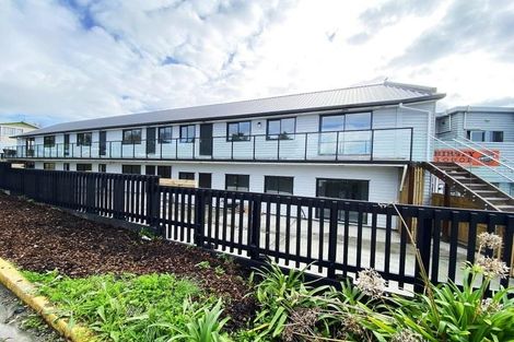 Photo of property in 3/2c Blanc Road, Silverdale, 0932