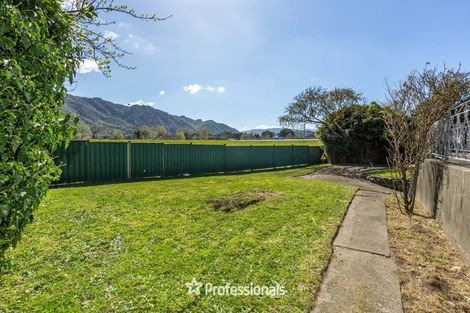 Photo of property in 17a Clouston Park Road, Clouston Park, Upper Hutt, 5018