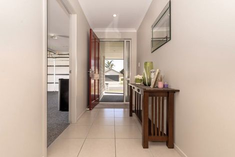 Photo of property in 27 Margaret Place, Lytton West, Gisborne, 4010