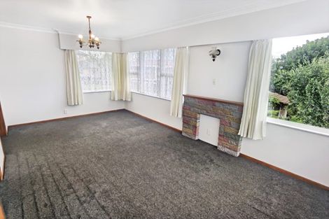 Photo of property in 50 Mcfadzean Drive, Blockhouse Bay, Auckland, 0600