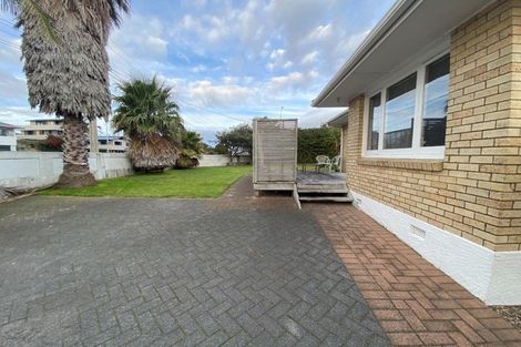 Photo of property in 26 Maranui Street, Mount Maunganui, 3116