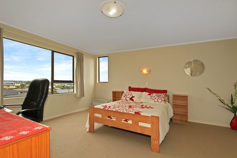 Photo of property in 34 Waikite Road, Welcome Bay, Tauranga, 3112