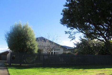 Photo of property in 15a Collingwood Street, Waterloo, Lower Hutt, 5011