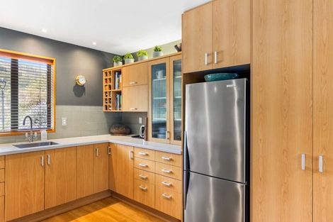 Photo of property in 2 Emerald Lane, Cashmere, Christchurch, 8022