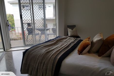 Photo of property in 1/18 Marina Road, Torbay, Auckland, 0630