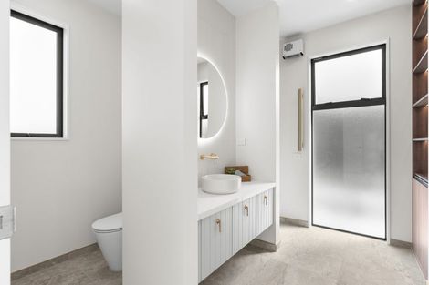 Photo of property in 10 Ferbane Way, Halswell, Christchurch, 8025