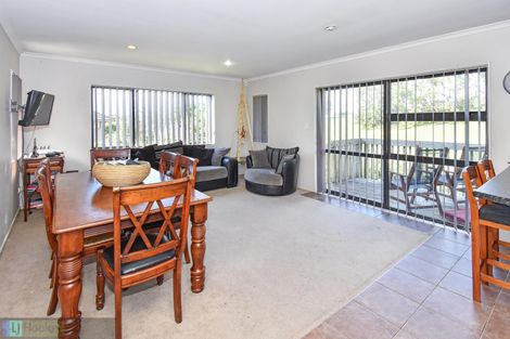 Photo of property in 105 Butcher Road, Pukekohe, 2120