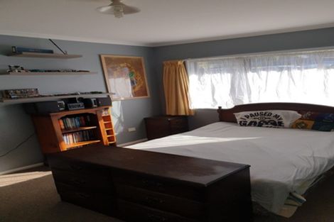 Photo of property in 2 Rata Avenue, Huntly, 3700