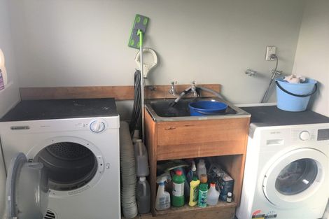 Photo of property in 8 Dover Road, St Andrews, Hamilton, 3200