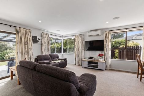 Photo of property in 28 Holland Drive, Kaiapoi, 7630