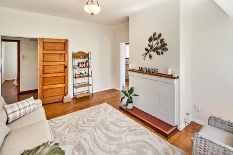 Photo of property in 55 Naenae Road, Naenae, Lower Hutt, 5011