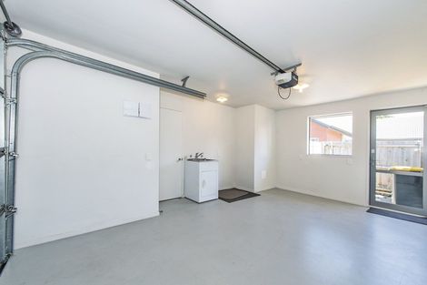 Photo of property in 8/190 Lincoln Road, Addington, Christchurch, 8024