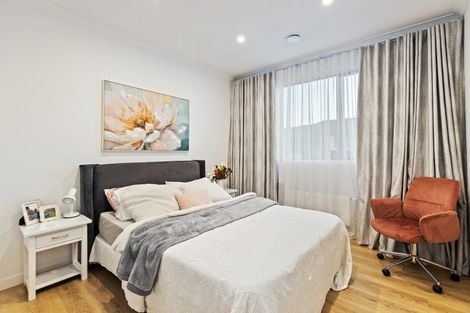 Photo of property in 37 Schooner Drive, Whitby, Porirua, 5024