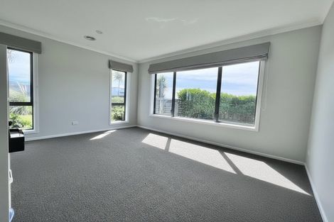 Photo of property in 71 John Burke Drive, Aotea, Porirua, 5024