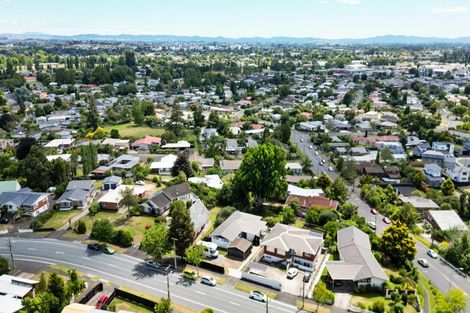 Photo of property in 43 Hillcrest Road, Hillcrest, Hamilton, 3216