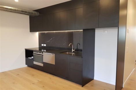 Photo of property in 4/167 Hobsonville Point Road, Hobsonville, Auckland, 0616