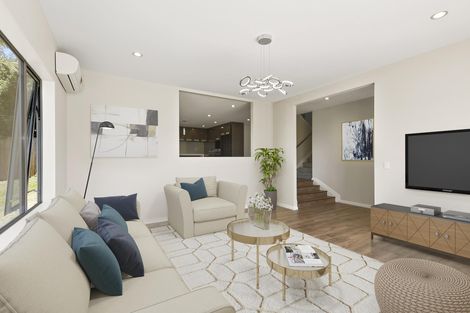 Photo of property in 11a Matisse Drive, West Harbour, Auckland, 0618