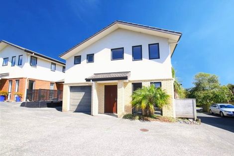 Photo of property in 3/31 Orwell Road, Greenhithe, Auckland, 0632