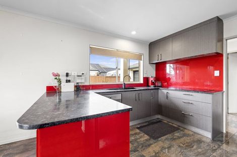 Photo of property in 9 Carribean Place, Papamoa Beach, Papamoa, 3118