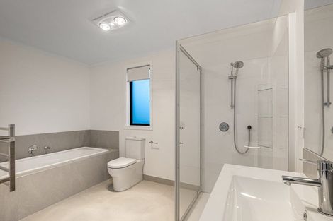 Photo of property in 1 Rangitoto View Road, Cockle Bay, Auckland, 2014