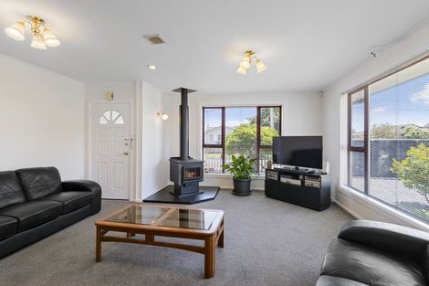 Photo of property in 34 Jollie Street, Linwood, Christchurch, 8062