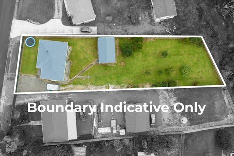 Photo of property in 8 Smeath Road, Kawakawa, 0210