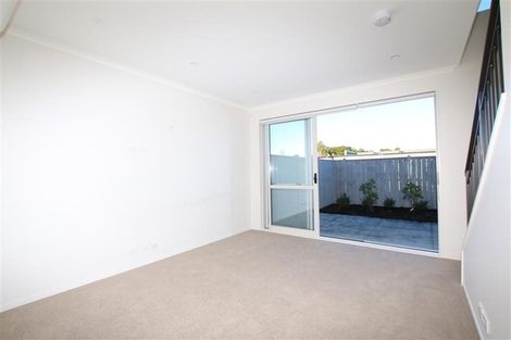 Photo of property in 17 Matairangi Avenue, Totara Heights, Auckland, 2105