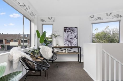 Photo of property in 3/50 May Street, Mount Maunganui, 3116