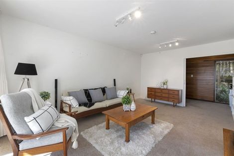 Photo of property in 25 Valley Road, Cashmere, Christchurch, 8022