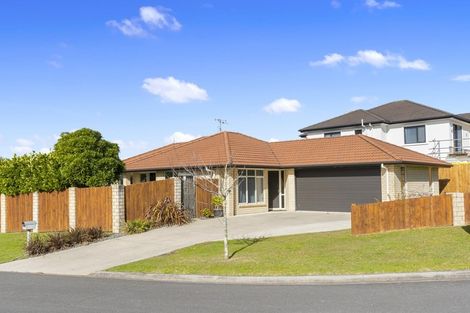 Photo of property in 24 Galloway Crescent, Pyes Pa, Tauranga, 3112