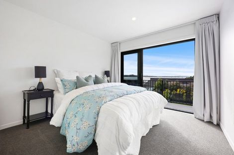 Photo of property in 114 Bramley Drive, Farm Cove, Auckland, 2012