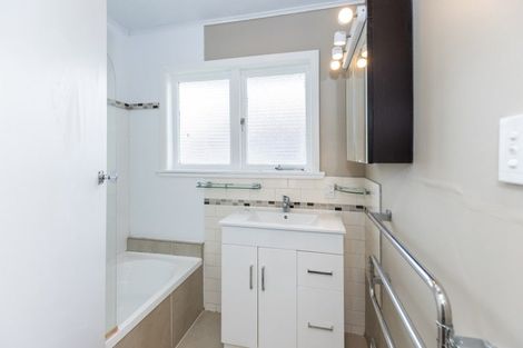 Photo of property in 3 Mount View Road, Melville, Hamilton, 3206