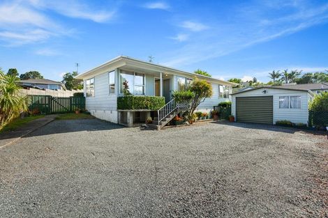 Photo of property in 27 Clyma Place, Massey, Auckland, 0614