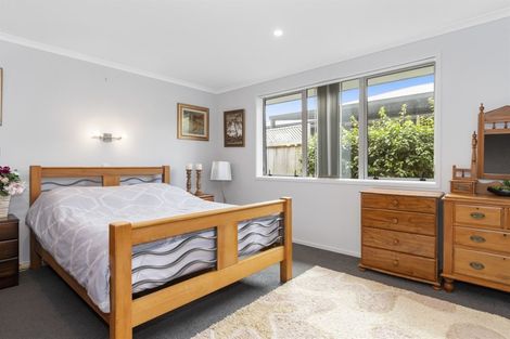 Photo of property in 224 Ballintoy Park Drive, Welcome Bay, Tauranga, 3175