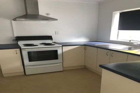 Photo of property in 50b Mirrabooka Avenue, Botany Downs, Auckland, 2010