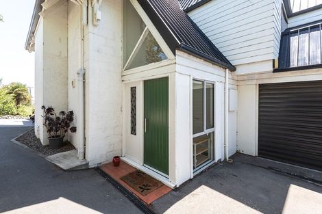 Photo of property in 26 Seamount Terrace, Mount Pleasant, Christchurch, 8081