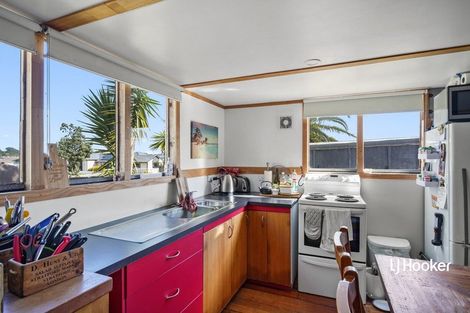Photo of property in 19 Hanlen Avenue, Waihi Beach, 3611