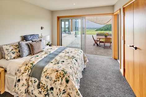 Photo of property in 102 Kuku East Road, Kuku, Levin, 5570