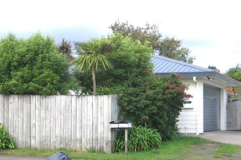 Photo of property in 186a Henderson Valley Road, Henderson, Auckland, 0612