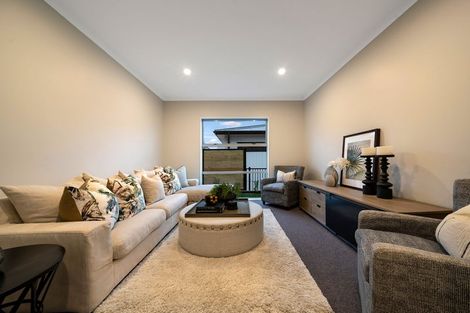 Photo of property in 33 Barrel Crescent, Swanson, Auckland, 0614