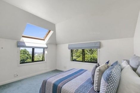 Photo of property in 9 Jenness Grove, Harbour View, Lower Hutt, 5010